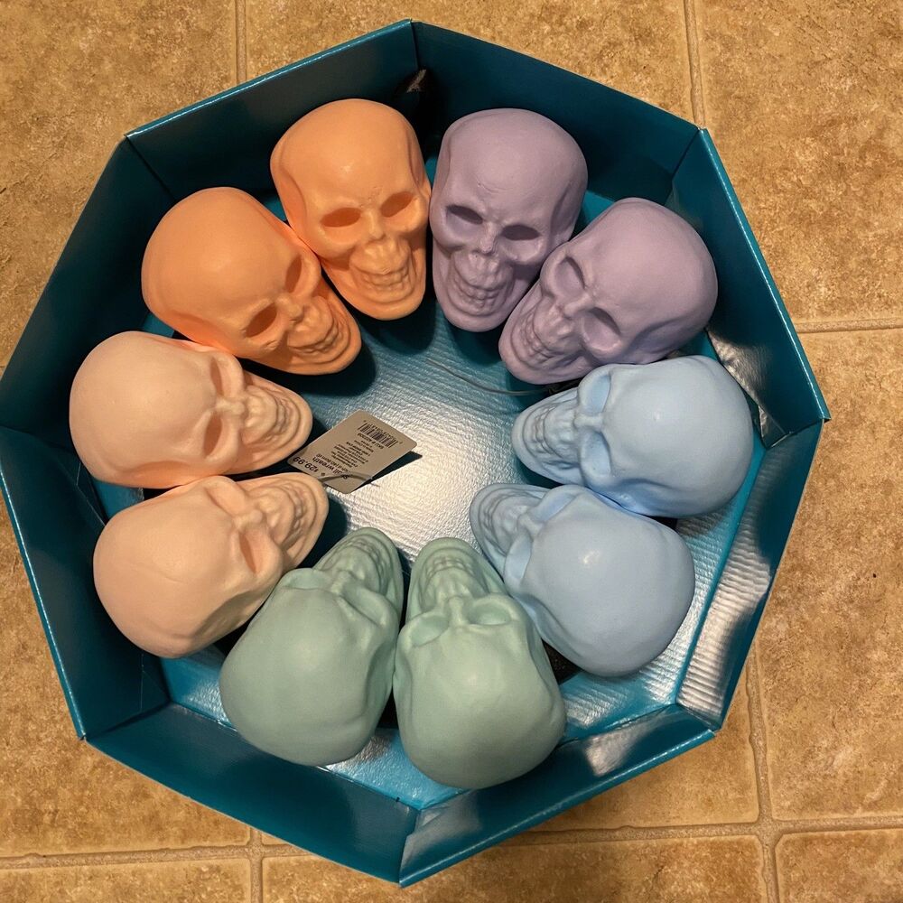 Spooky Village Pastel Multicolor Skull Wreath Door Hanger 16" NIB Halloween